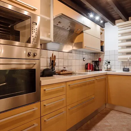 Luxury Maisonette-pelion View Villa Volos